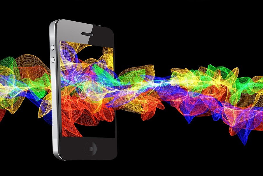 Featured image for Demystifying Smartphone Displays: From Pixels To PPI - Screen Specs Explained